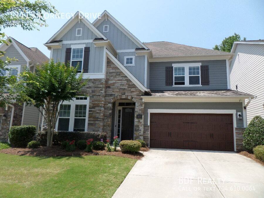 House for rent at 13113 Kornegy Dr, Charlotte, NC 28277