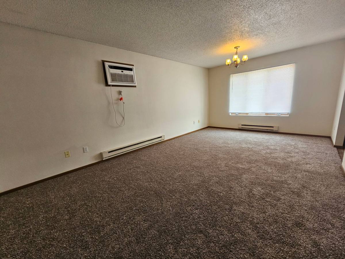 Apartment for rent at 515 Highway 30 SW, Mount Vernon, IA 52314