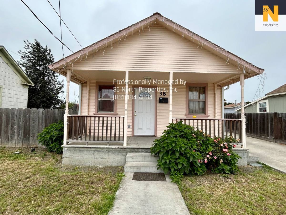 Apartment for rent at 38 & 40 Homestead Ave, Salinas, CA 93901