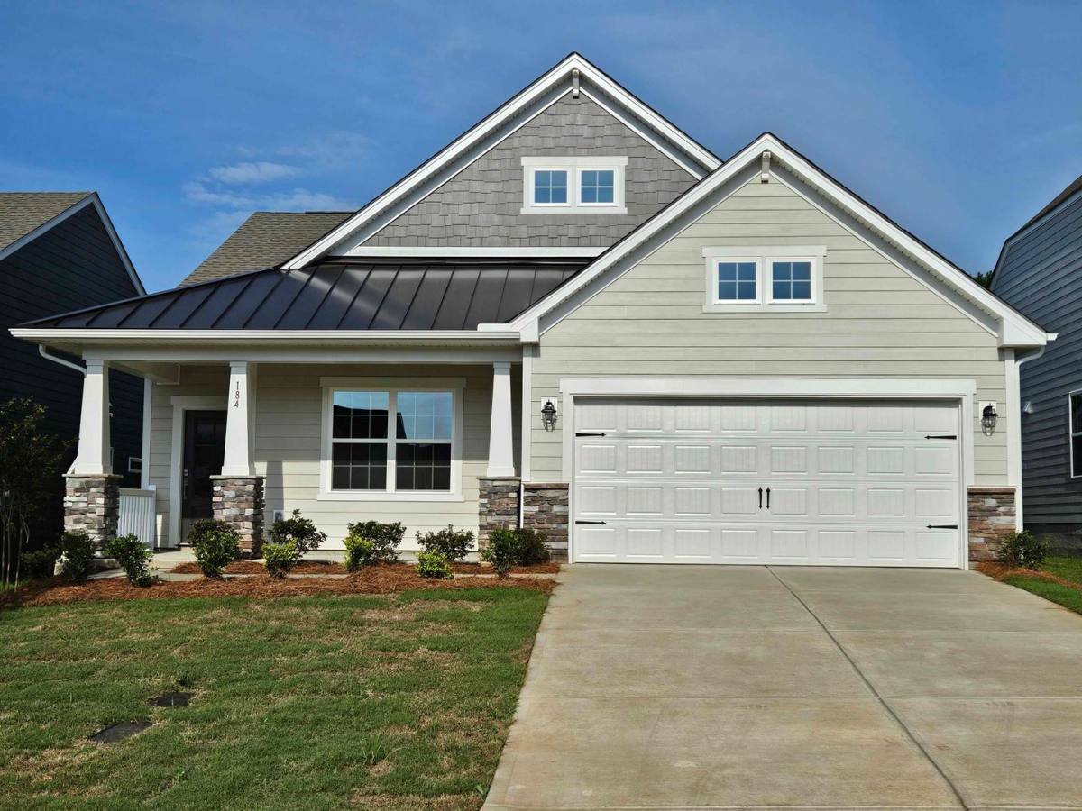 House for rent at 184 White Apple Way, Statesville, NC 28625