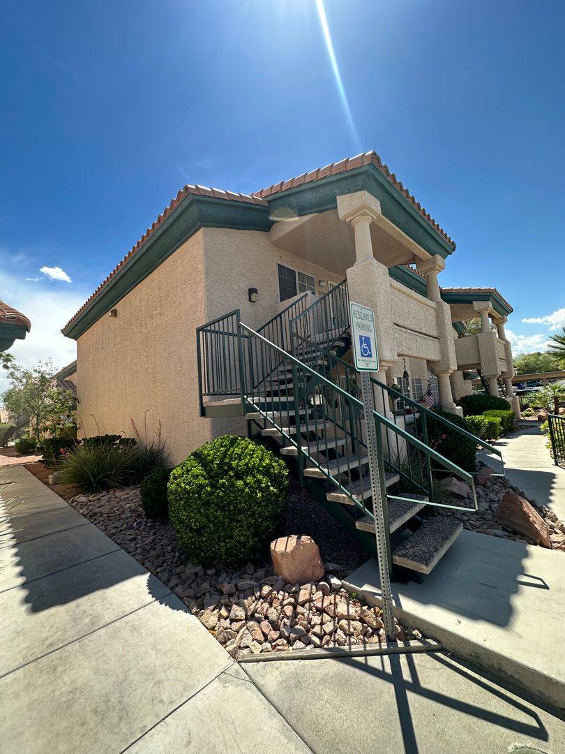 Condo for rent at 8410 Eldora Ave, Las Vegas, NV 89117