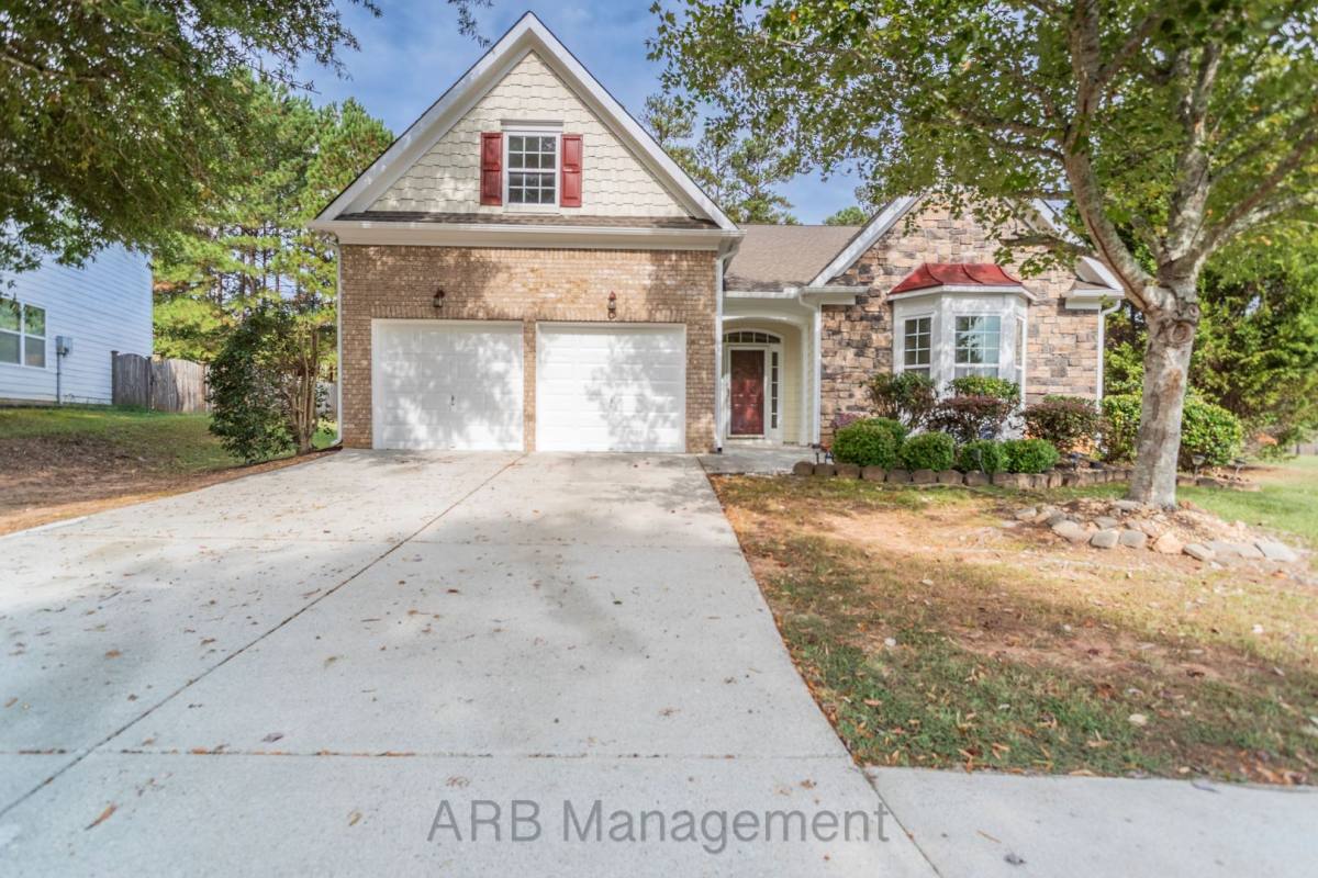 House for rent at 3502 Aberdeen Way, Douglasville, GA 30135