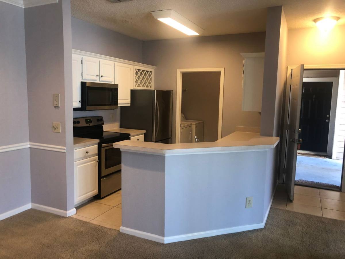 Condo for rent at 10000 Gate Parkway N, Jacksonville, FL 32246
