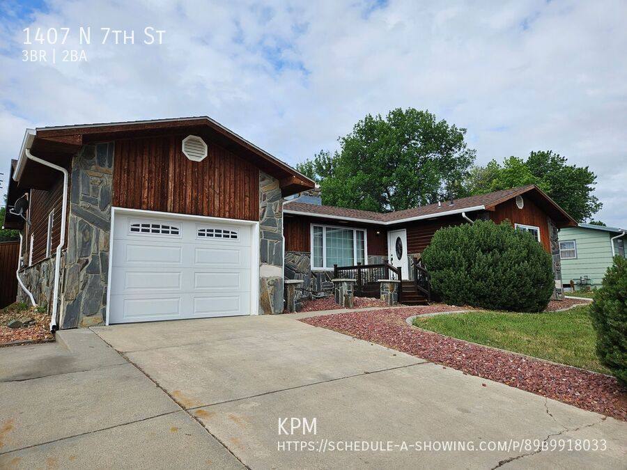 House for rent at 1407 N 7th St, Rapid City, SD 57701