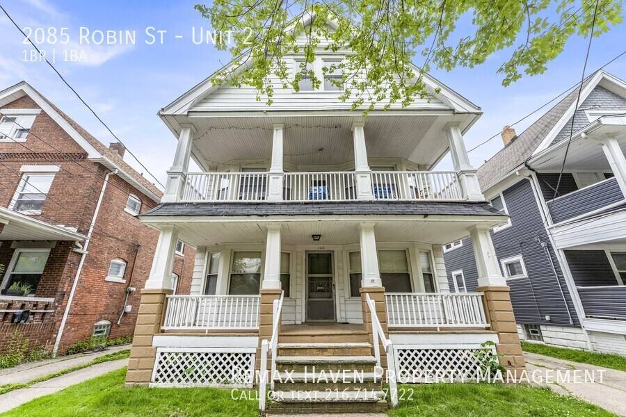 Apartment for rent at 2085 Robin St #2, Lakewood, OH 44107