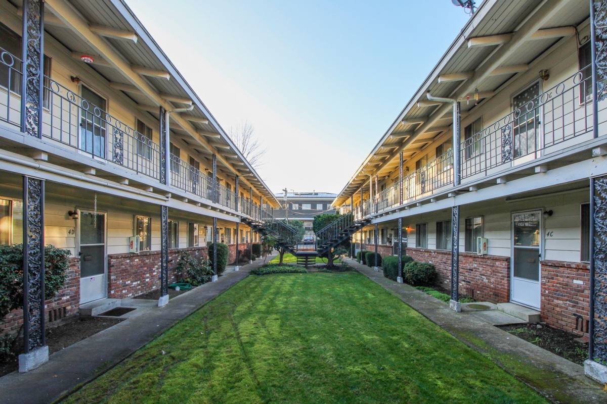 Apartment for rent at 370-388 Waldo Ave SE, Salem, OR 97302
