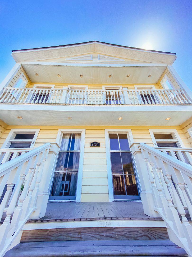 Apartment for rent at 6050 Laurel St, New Orleans, LA 70118