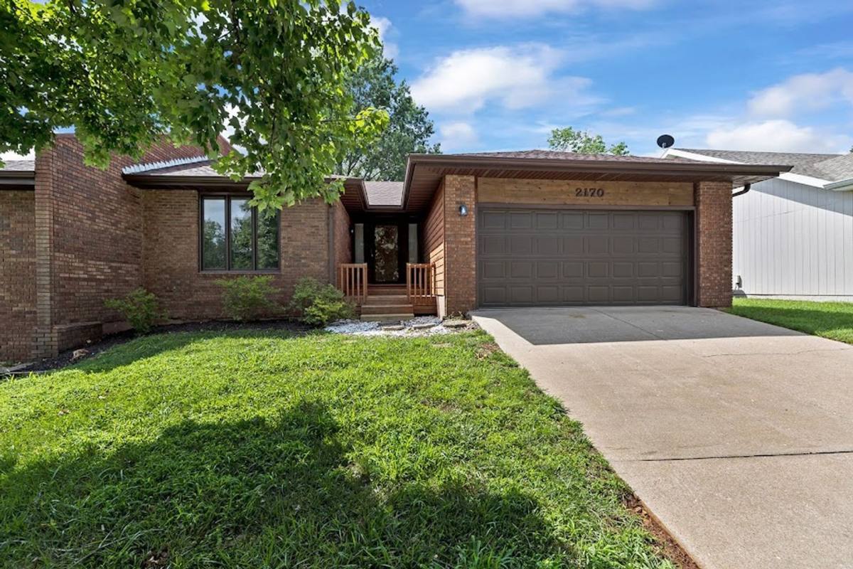 House for rent at 2170 E Regency Place, Springfield, MO 65804