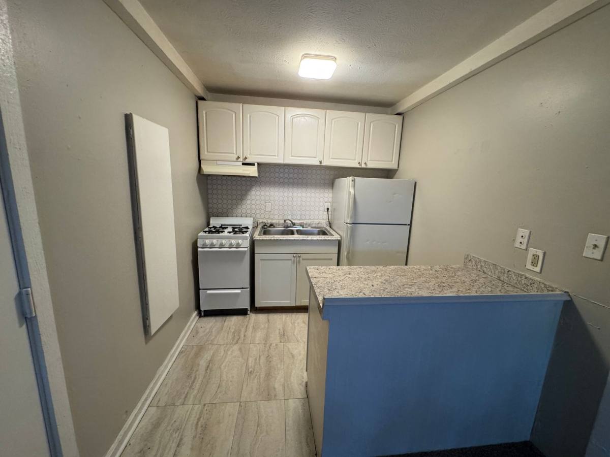 Apartment for rent at 1904 Cambridge Dr Z3 #3, Lexington, KY 40504