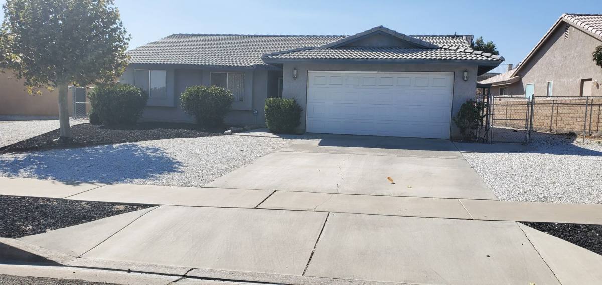House for rent at 14307 Schooner Dr, Helendale, CA 92342