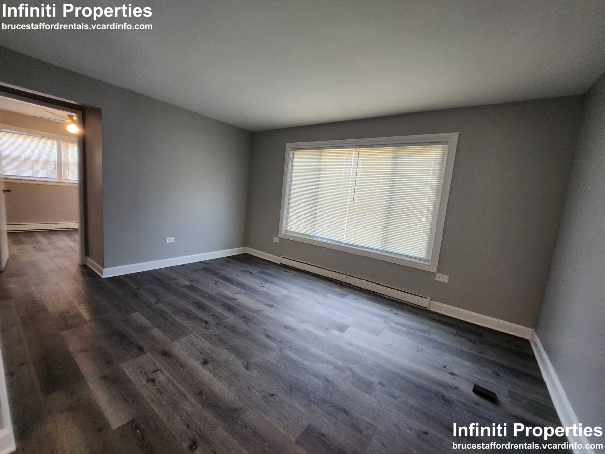 Apartment for rent at 2113 W 119th #5, Blue Island, IL 60406