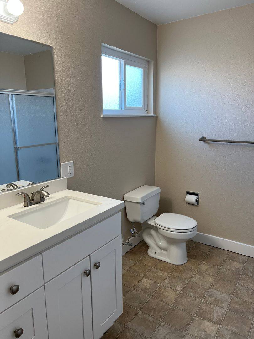 Apartment for rent at 900 Edwards Ave, Santa Rosa, CA 95401