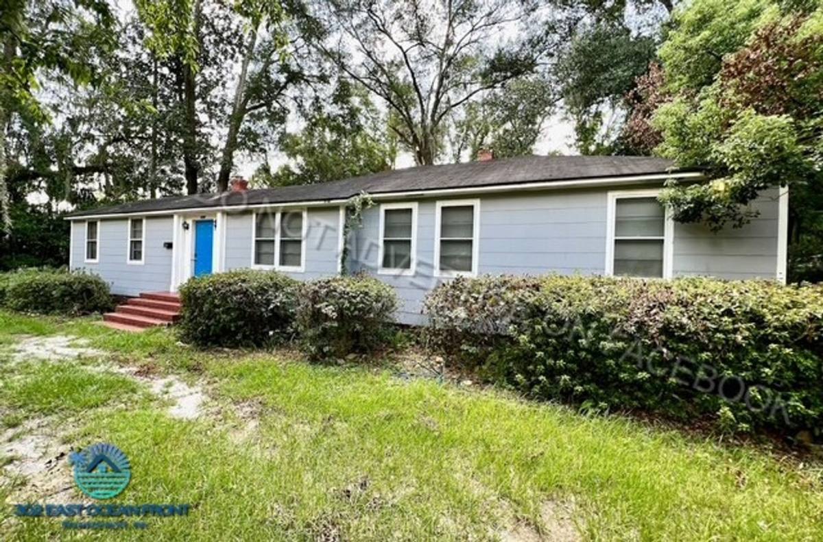 House for rent at 458 W 65th St, Jacksonville, FL 32208