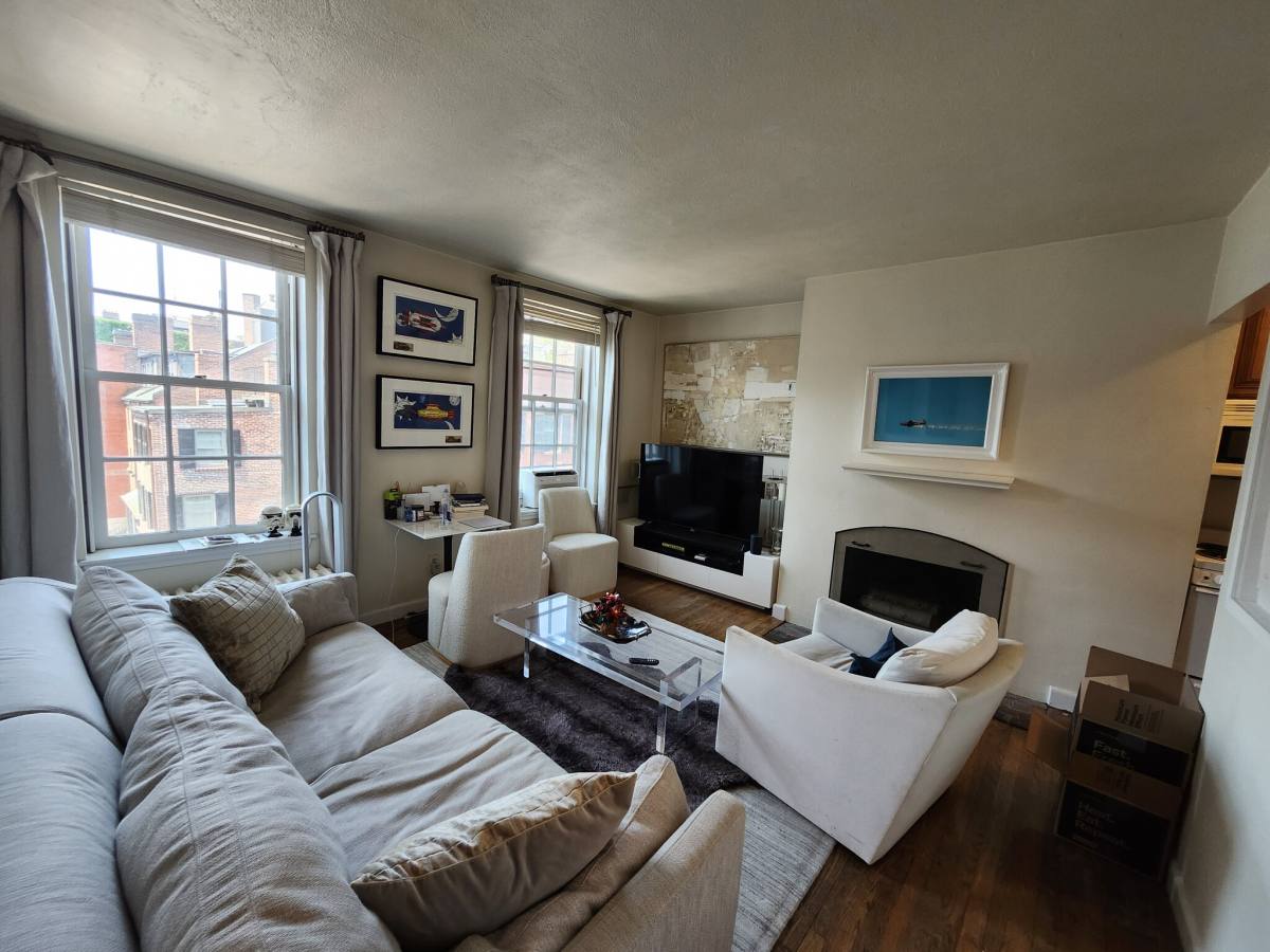Apartment for rent at 15 Joy St #6, Boston, MA 02114