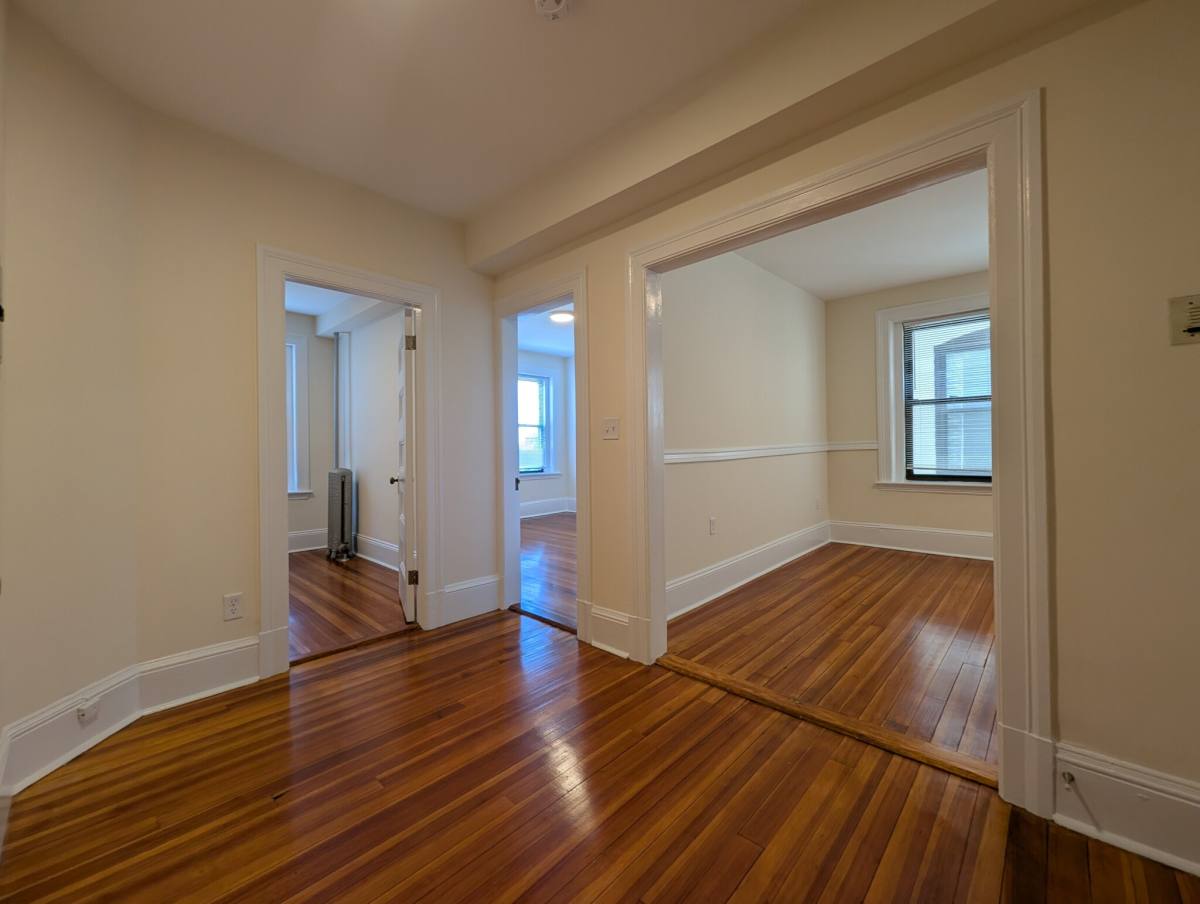 Apartment for rent at 881-885 Massachusetts Ave #24, Cambridge, MA 02139