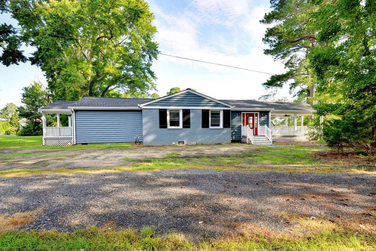 House for rent at 200 Olde Pond Lane, Yorktown, VA 23693