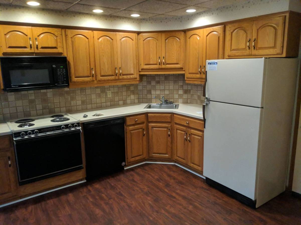 Apartment for rent at 236 Thayer St, Rhinelander, WI 54501