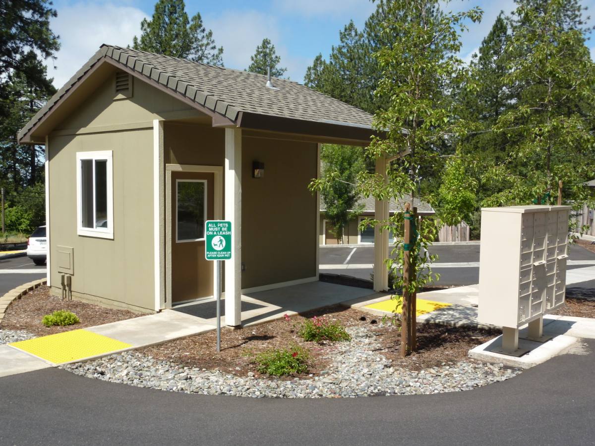 Apartment for rent at 4911 Skyway, Paradise, CA 95969