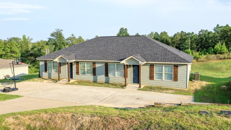 Apartment for rent at 6A Cal Rd, Fort Mitchell, AL 36856