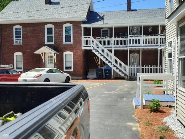 Apartment for rent at 5 Whitten St #1, Suncook, NH 03275