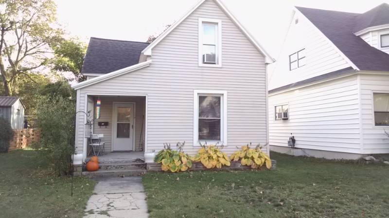 House for rent at 114 E 12th St, Traverse City, MI 49684
