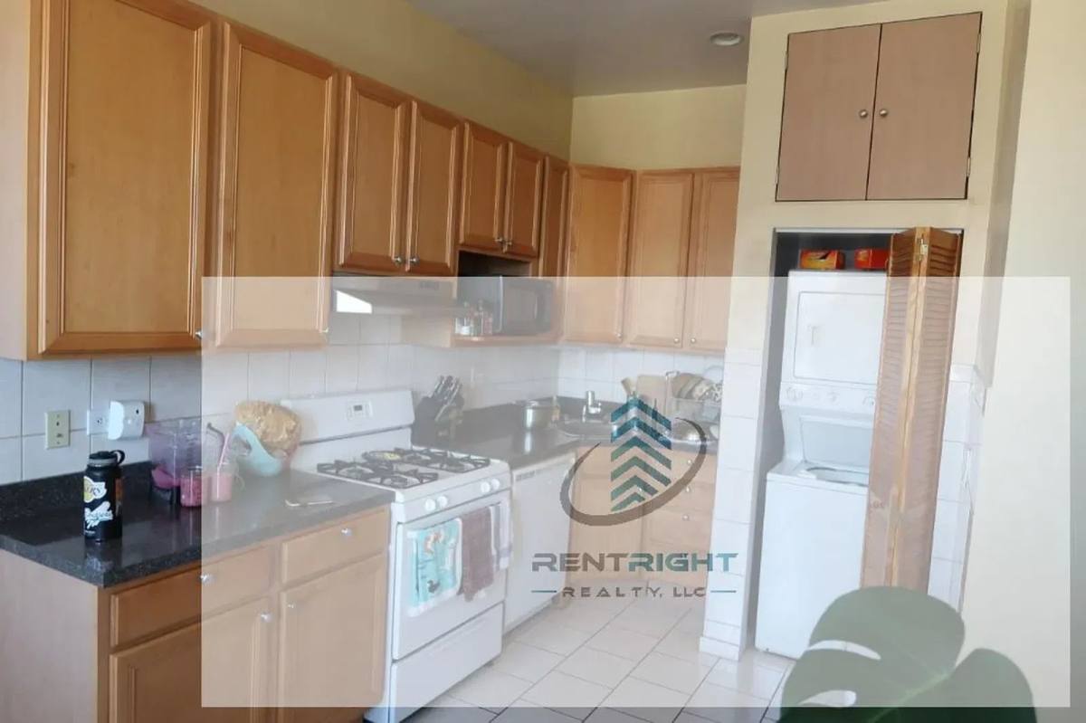 House for rent at 1363 N Ashland Ave #4A, Chicago, IL 60622