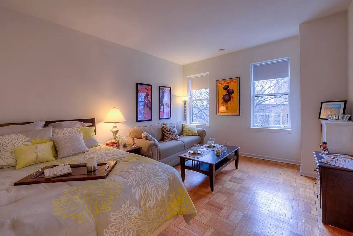 Apartment for rent at 535 W Cornelia Ave #603, Chicago, IL 60657