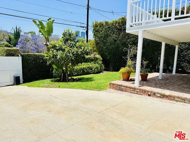 House for rent at 1125 Daniels Dr, Los Angeles, CA 90035