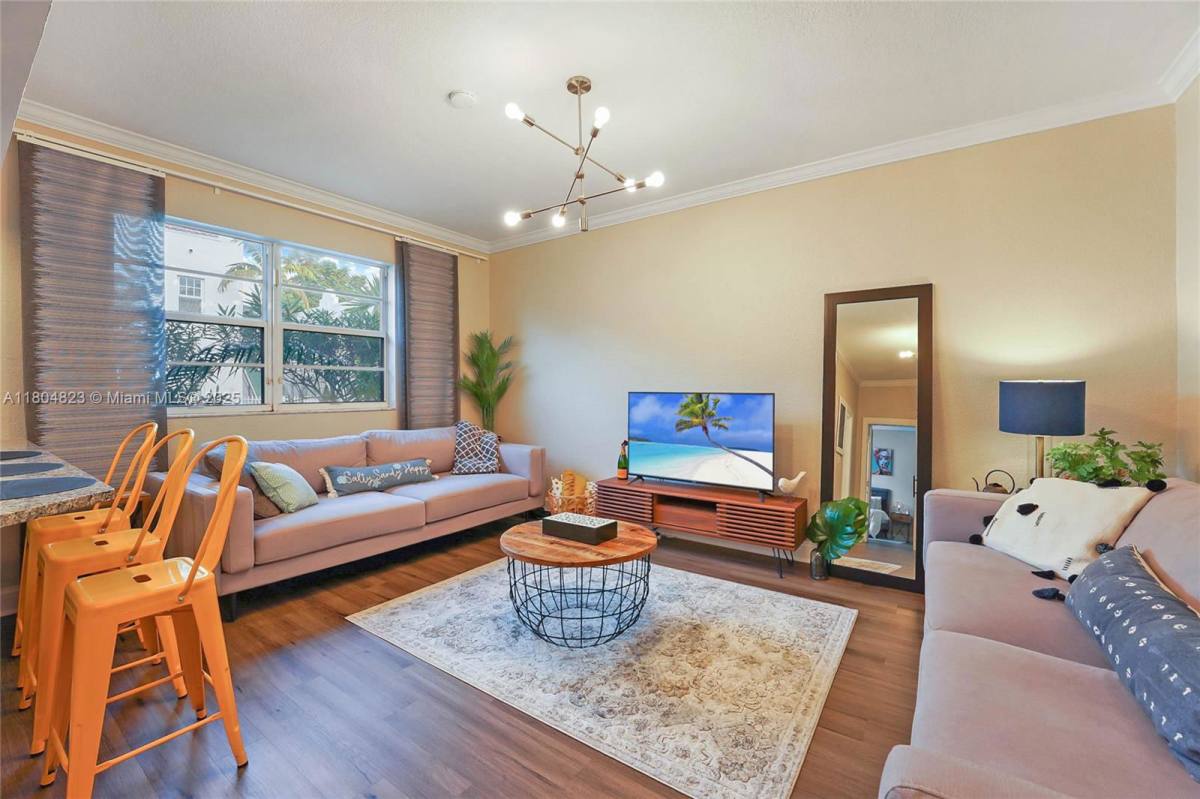 House for rent at 359 Meridian Ave #A104, Miami Beach, FL 33139