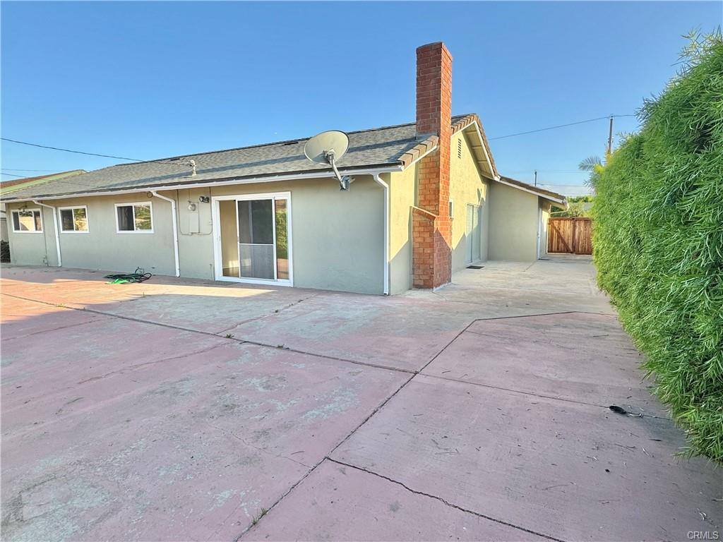 House for rent at 960 Junipero Dr, Costa Mesa, CA 92626