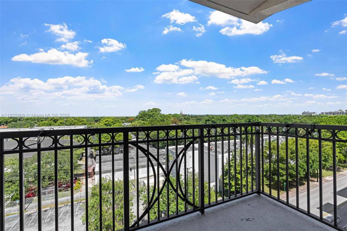 House for rent at 301 Altara Ave, Miami, FL 33146