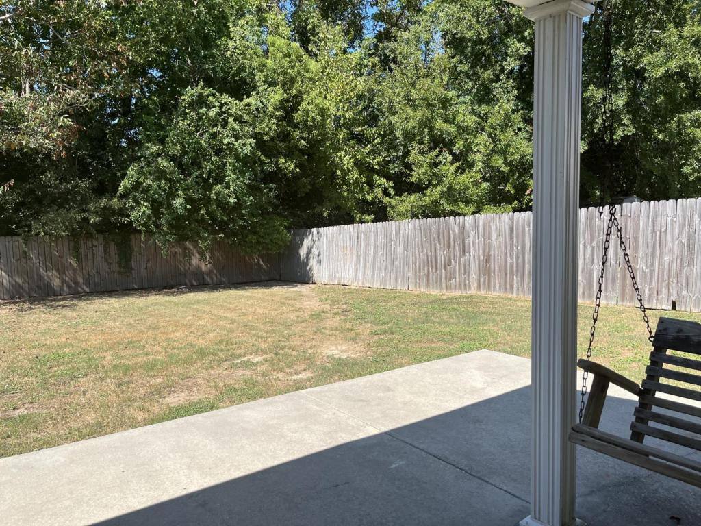 House for rent at 2387 Grants Ferry Dr, Biloxi, MS 39531