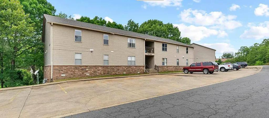 Apartment for rent at 5555 Springvale Rd, North Little Rock, AR 72116