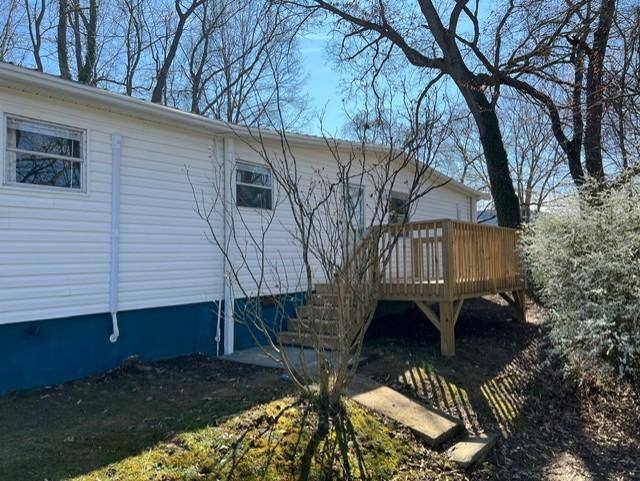 House for rent at 23 A Pinnacle Park Rd, Weaverville, NC 28787