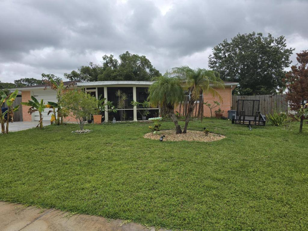 Apartment for rent at 2704 Lawn Place, Holiday, FL 34691