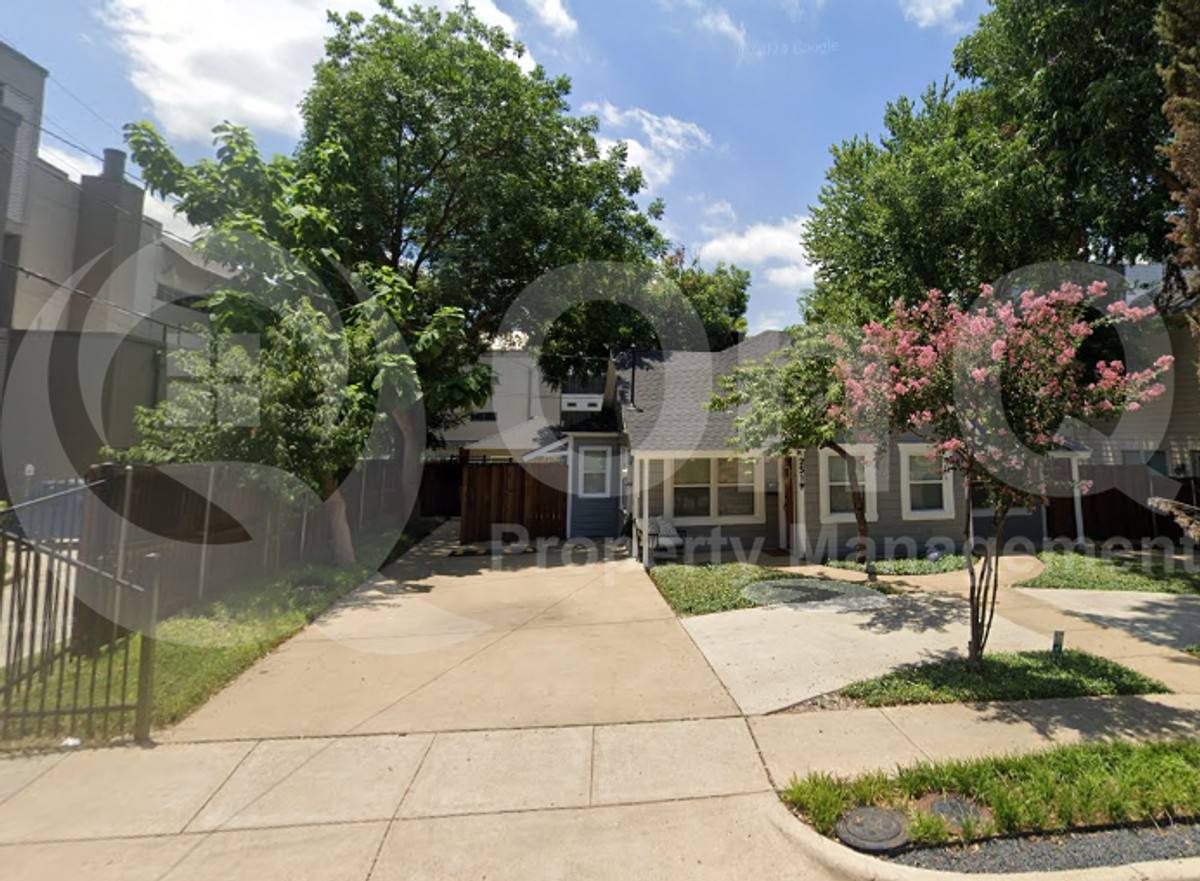 Apartment for rent at 2519 N Garrett Ave #2, Dallas, TX 75206