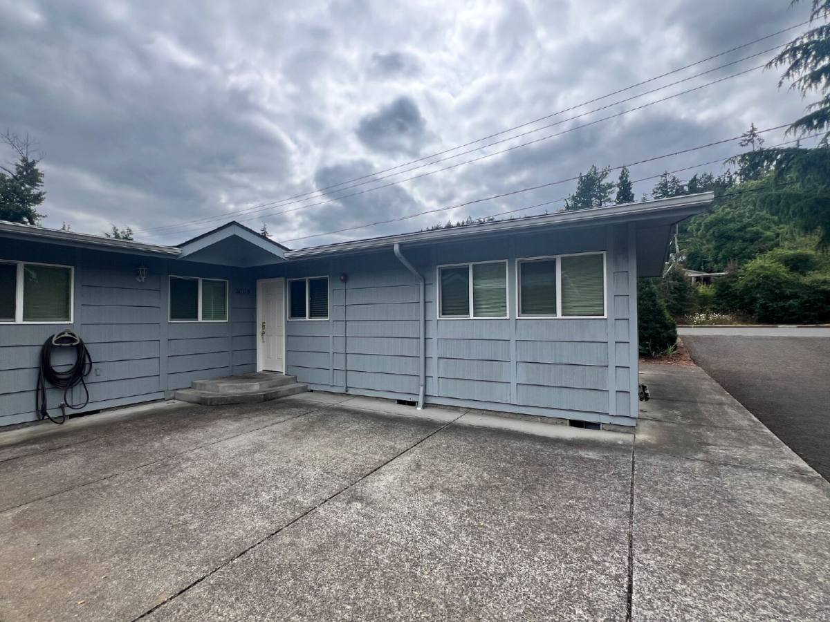 Apartment for rent at 2005 Augusta St, Eugene, OR 97403