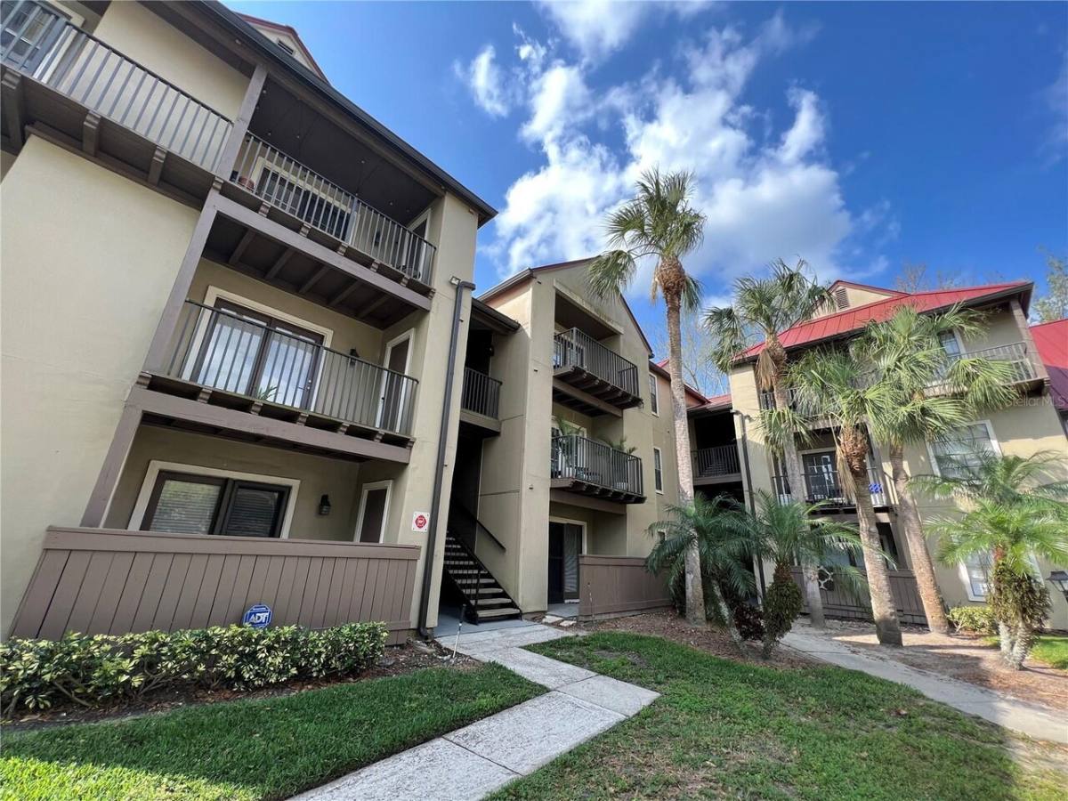 Apartment for rent at 236 Afton Square #103, Altamonte Springs, FL 32714