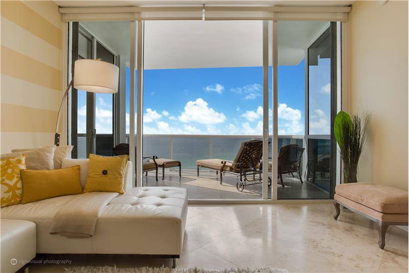Apartment for rent at 18101 Collins Ave #1705, North Miami Beach, FL 33160