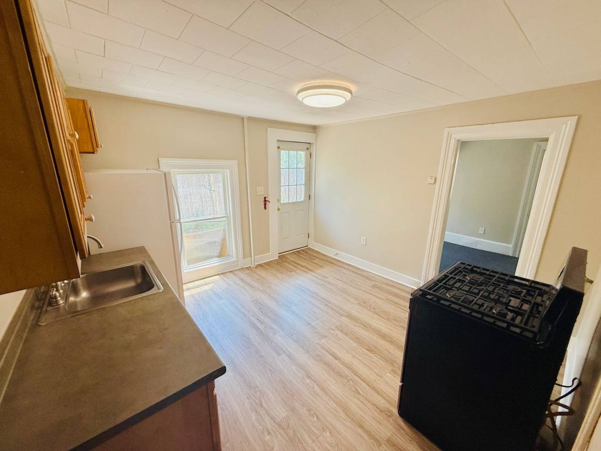 Apartment for rent at 64 Grant St, Burlington, VT 05401