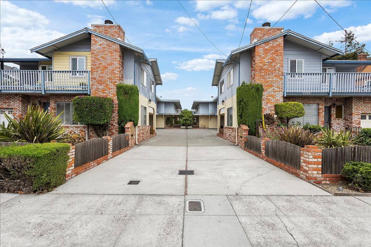Apartment for rent at 3225 Briggs Ave, Alameda, CA 94501