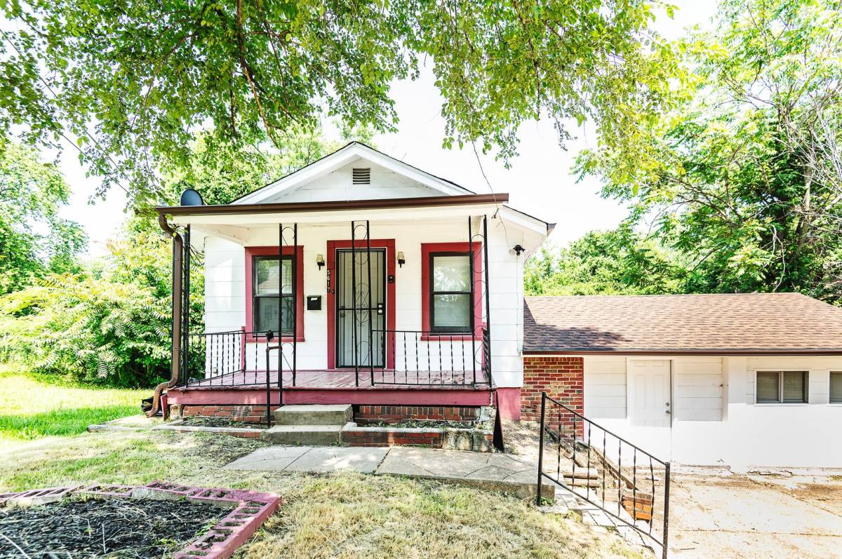 House for rent at 5617 Hodiamont, Saint Louis, MO 63136
