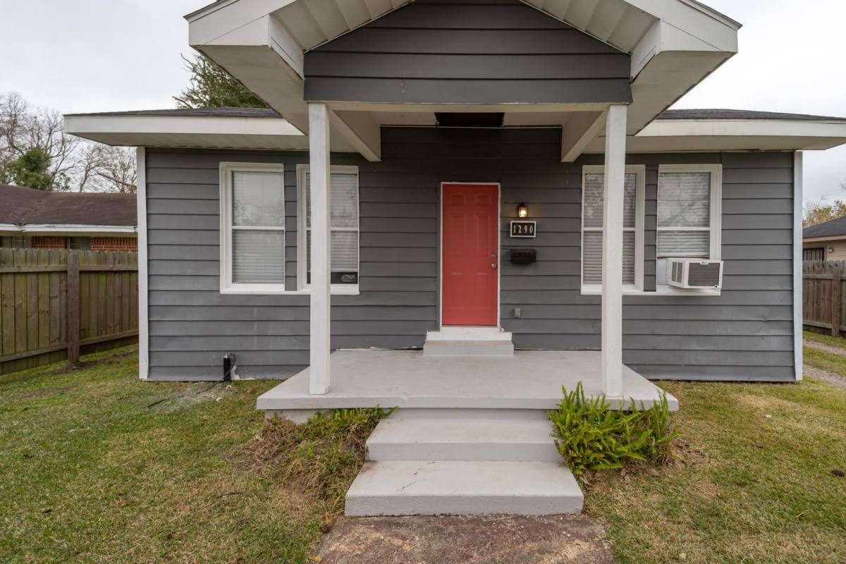 House for rent at 1290 Euclid St, Beaumont, TX 77705