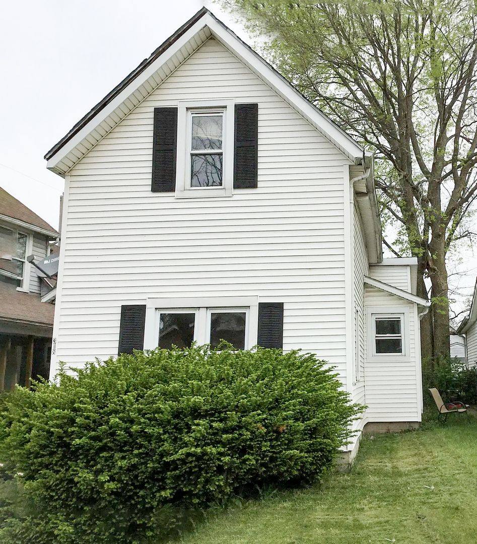 House for rent at 318 E 9th St, Muncie, IN 47302