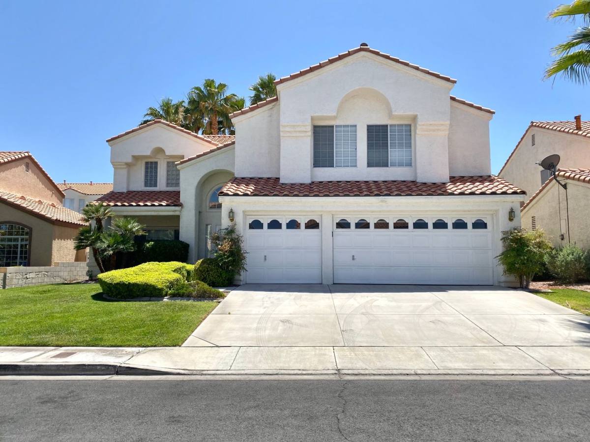 House for rent at 2019 Silverton Dr, Henderson, NV 89074