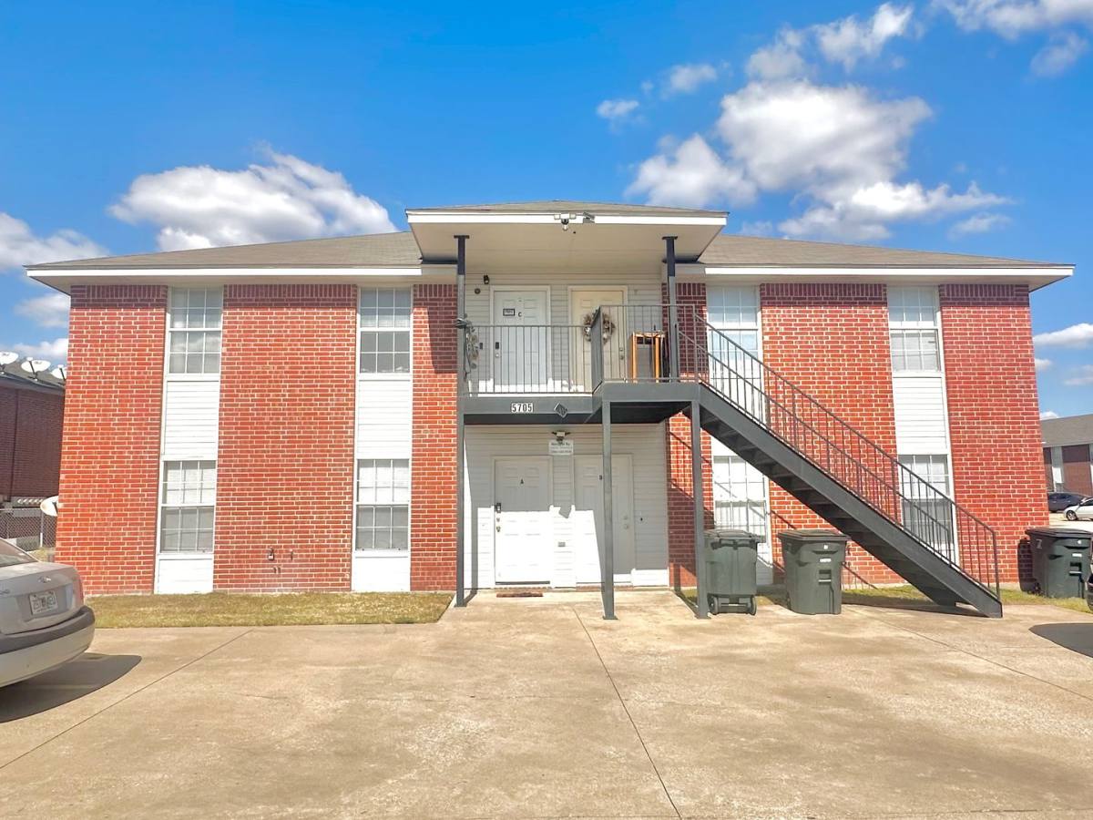 Apartment for rent at 5705 Greengate Dr, Killeen, TX 76543
