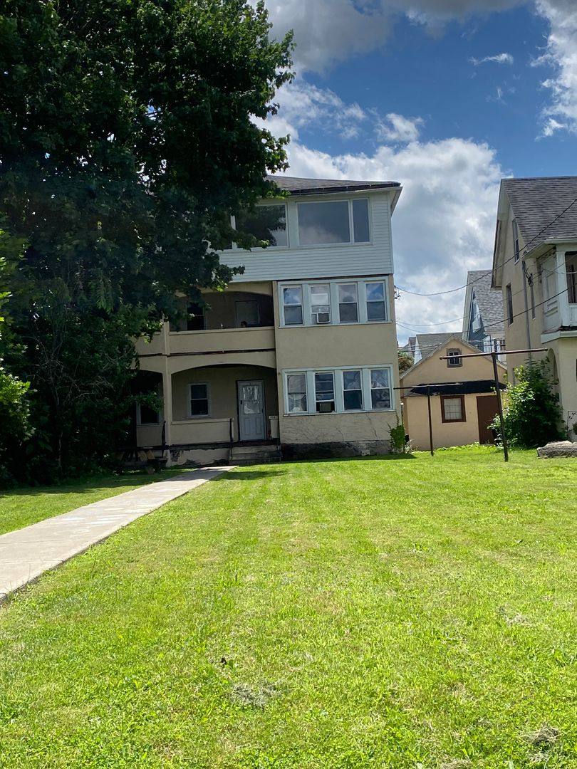 Apartment for rent at 523 S Webster Ave, Scranton, PA 18505