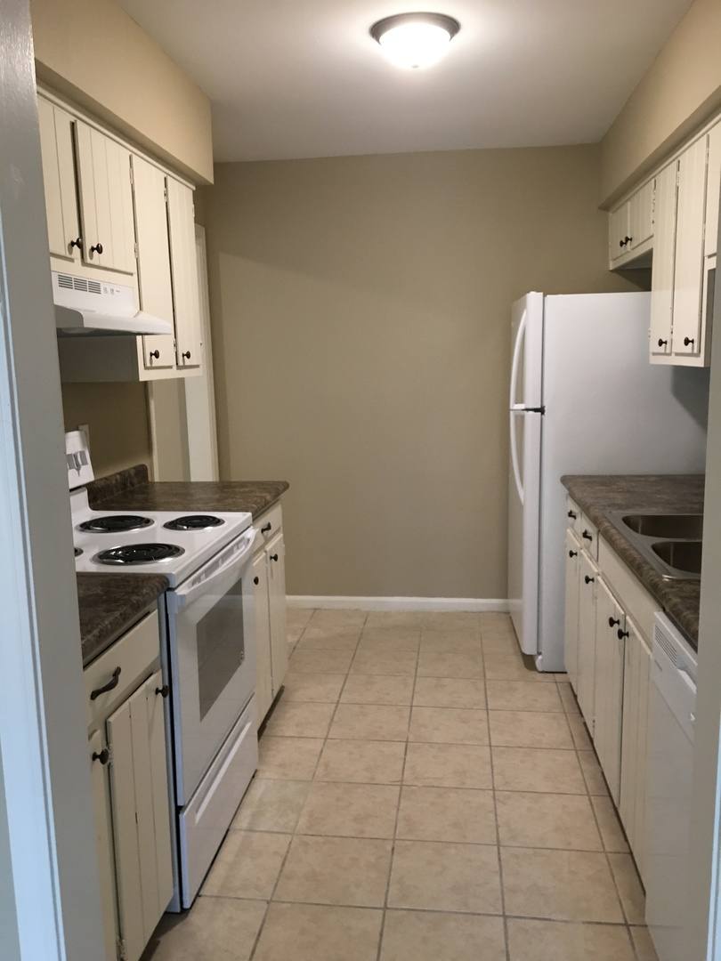 Apartment for rent at 2147 Sherwood Meadow Dr, Baton Rouge, LA 70816
