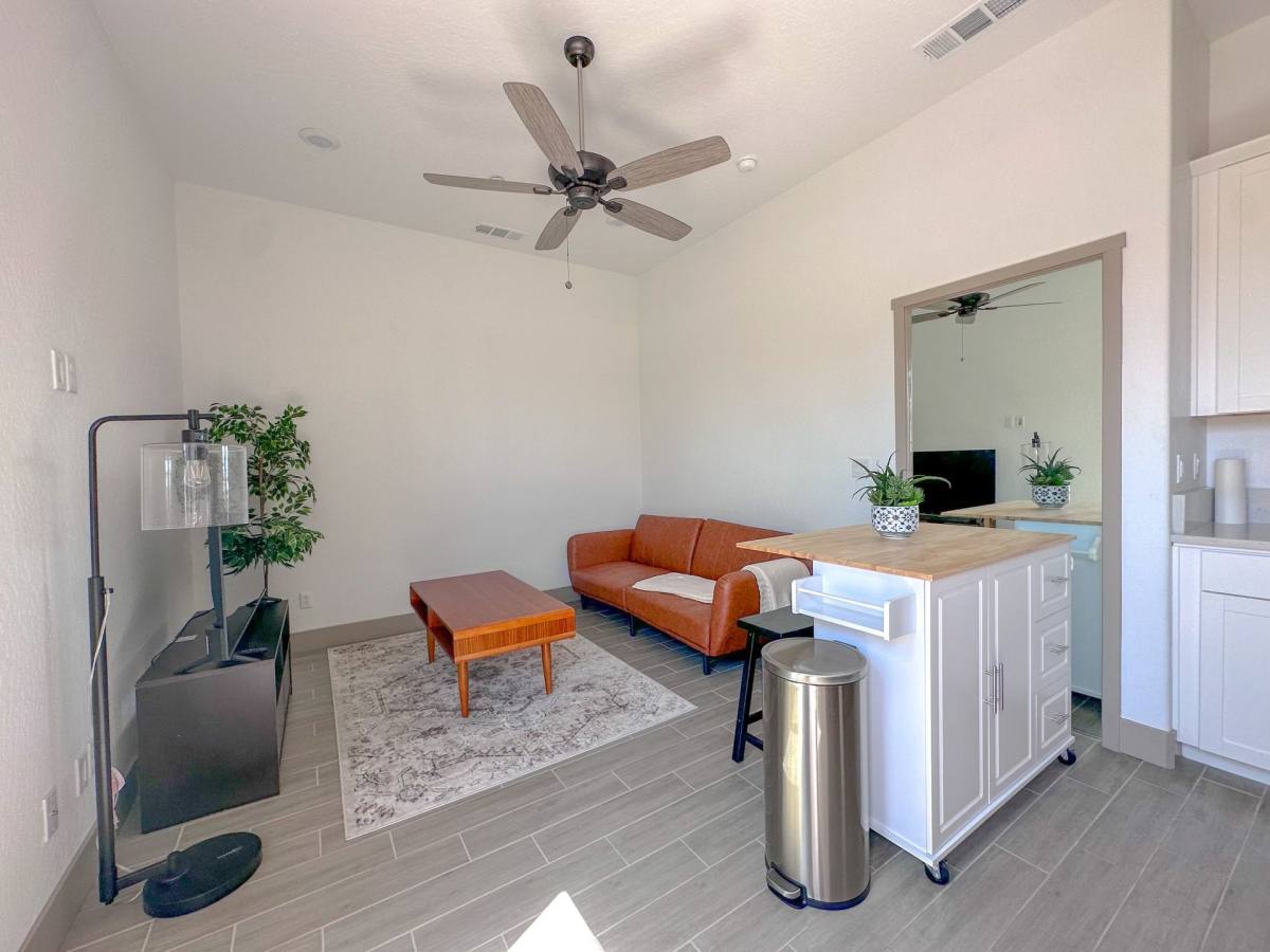 House for rent at 1964 N Mitchell, Hanford, CA 93230