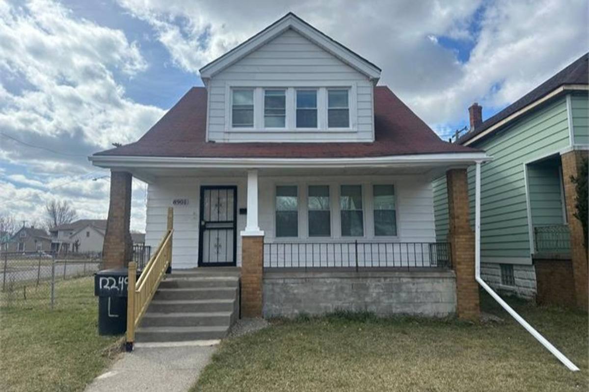 House for rent at 8901 Isham Ave, Detroit, MI 48213